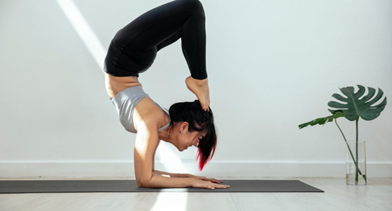 Best Yoga Poses for Runners (And Why You Need Them)